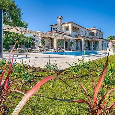 بيت للعطل Nevia