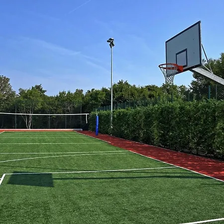 Nevia بيت للعطل