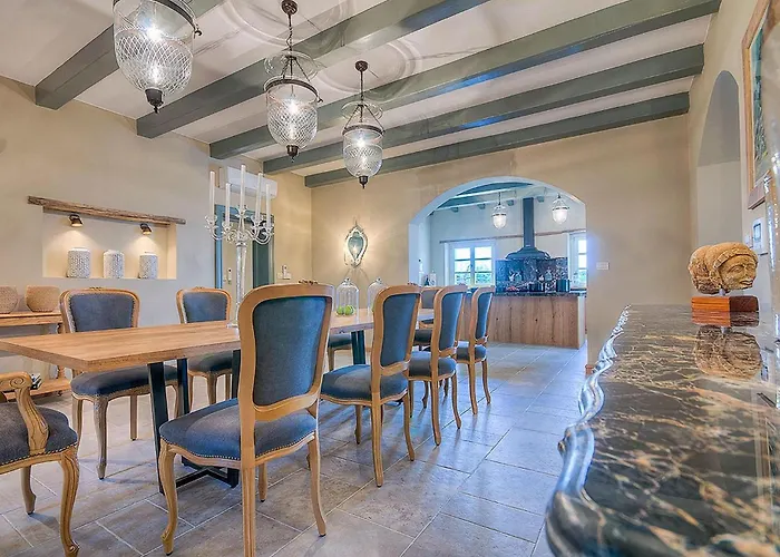 Nevia Holiday home Ladici