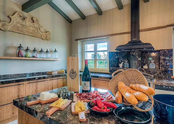 Nevia Holiday home Ladici